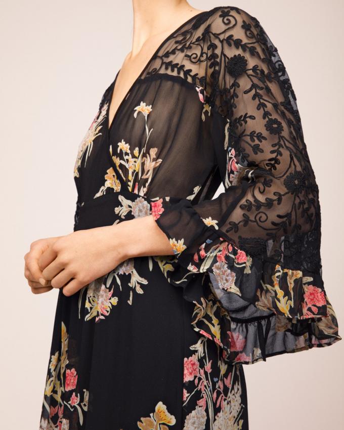 Fashion Design Empire Waist Floral Embroidered V-Neckline Maxi Woman Dress 5