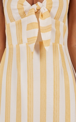 New arrival High Quality Mustard Stripe Beach Dress Summer Women Maxi Dress Ladies Sleeveless